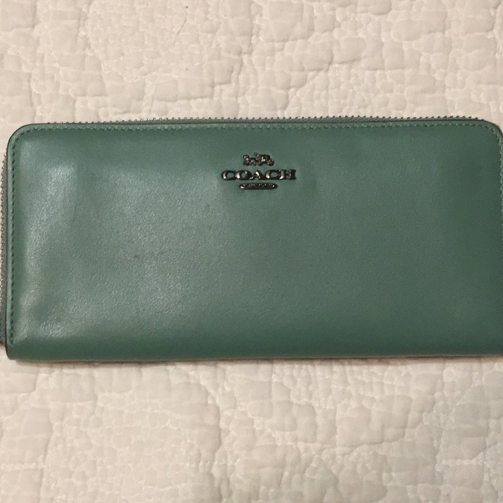 Coach Smooth Leather Accordion Zip Wallet – being sold on Coach website for $225